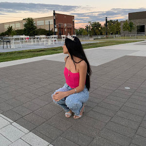 Meet your Posher, Edith